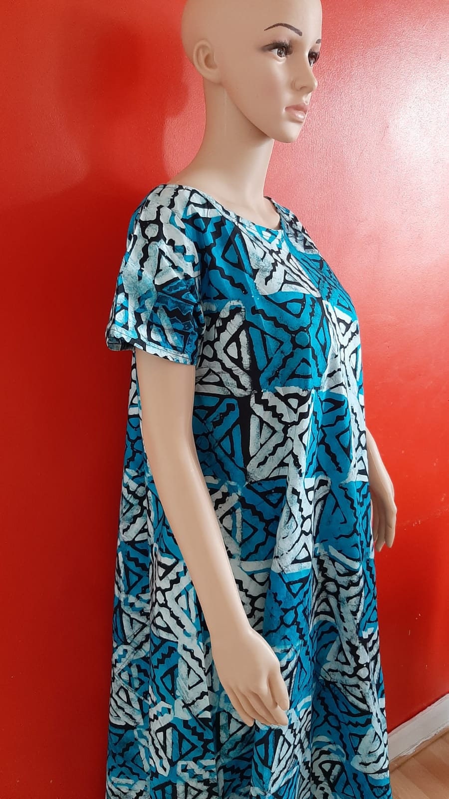 Tie and Dye Maxi Dress| Summer Dress| 100% Cotton| Blue Tie And Dye| For All Occasions size 16,18| Round Neck| Colourful